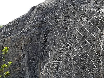 山體滑坡防護(hù)網(wǎng)