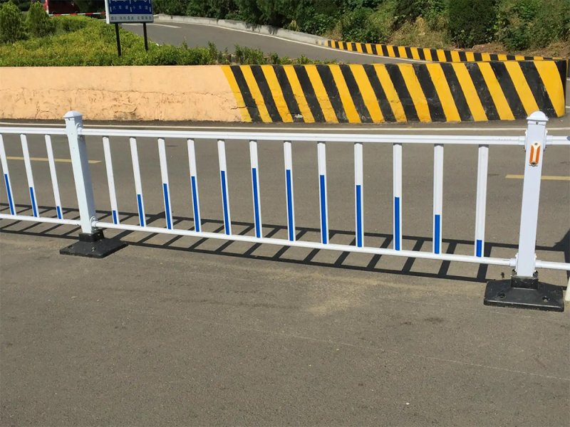 交通護(hù)欄 交通護(hù)欄