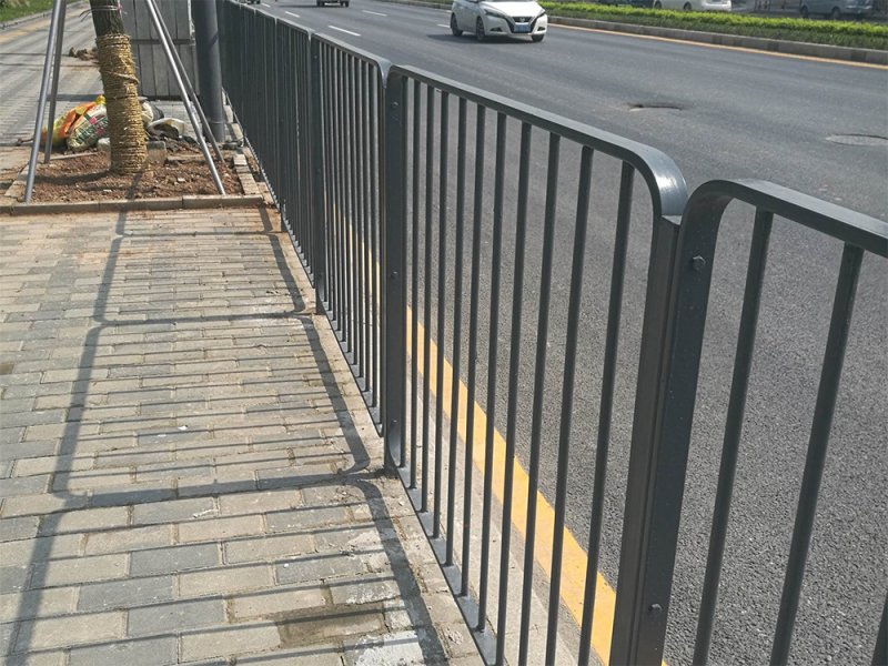人行道隔離護欄