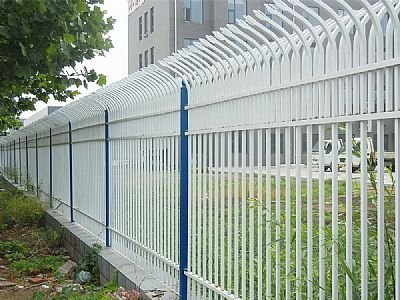 雙向防攀爬鋅鋼護(hù)欄