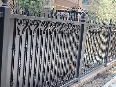 鐵藝圍墻護(hù)欄